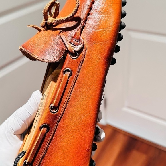 Saks Fifth Ave Mens Leather Driving Loafers. - Picture 11 of 14